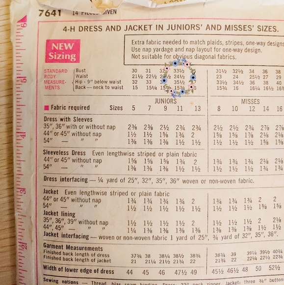 Vintage 1968 Simplicity Pattern Dress & Jacket - Picture 4 of 9